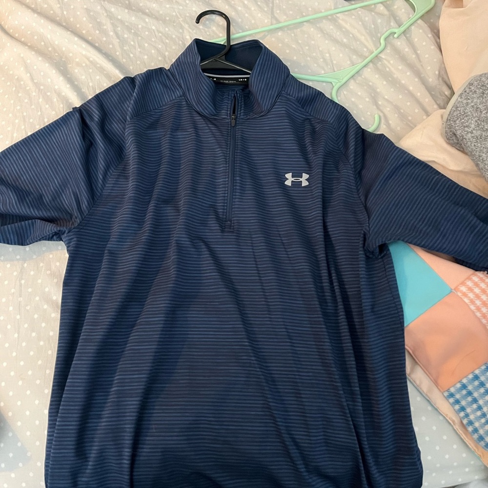 Men’s large 1/4 zip pullover